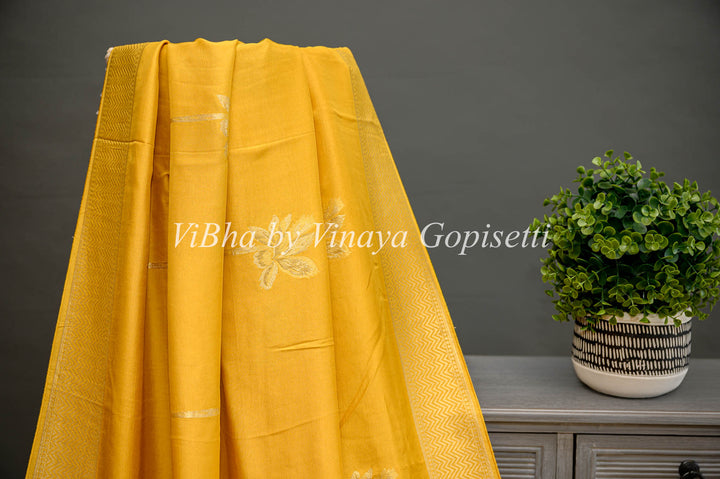 Mustard Yellow Banarasi Silk Saree With Flower Motifs
