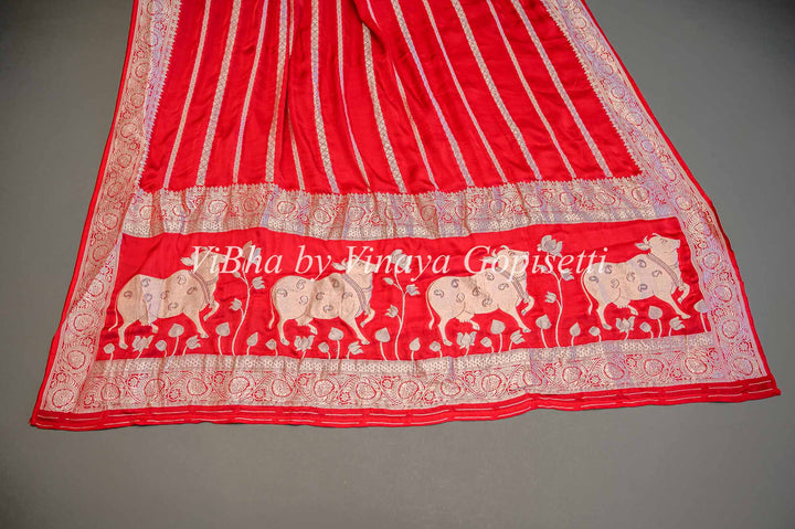 Red Banarasi Silk Saree With Lines Zari And Pichwai Pallu With Blouse