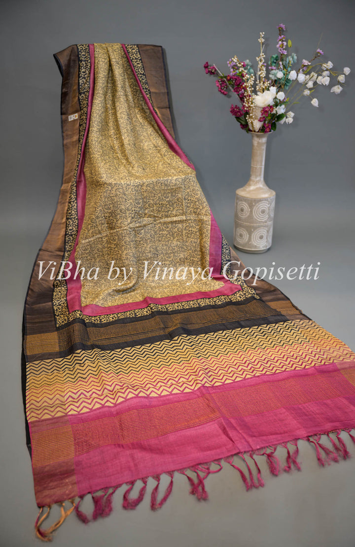 Beige Body With Black and Pink Borders and Pallu Block Print Saree and Blouse