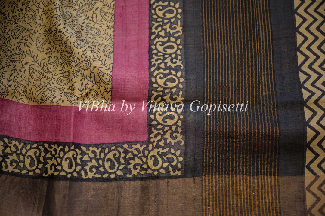 Beige Block Print Saree With Contrast Black and Pink Pallu And Blouse