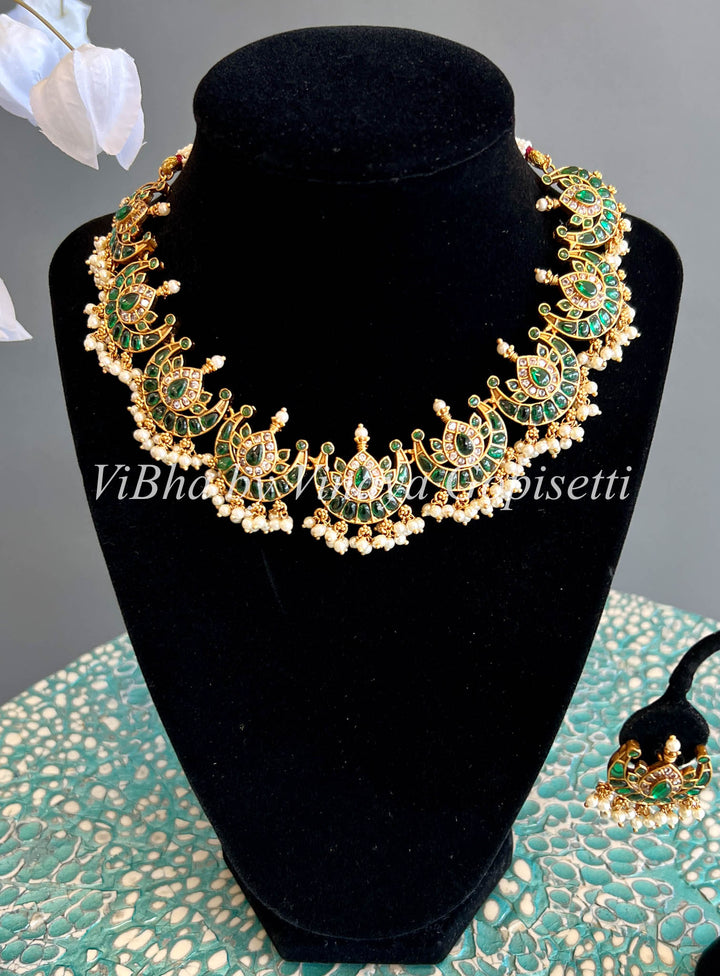 Pearls and Emerald Chandbali Pattern Choker Set