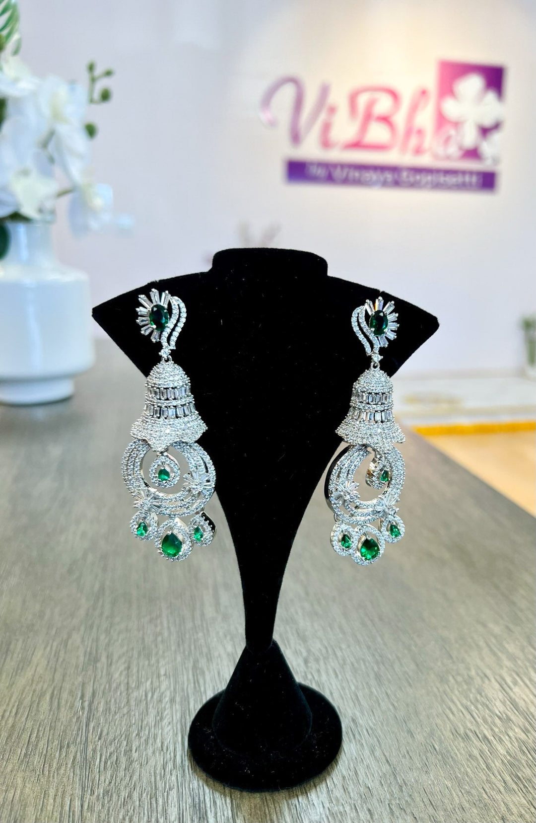 Accessories & Jewelry - AD Emerald Earrings