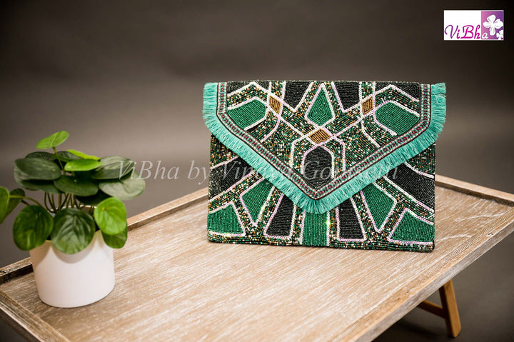 Accessories & Jewelry - Green Pearl Embroidered Clutch