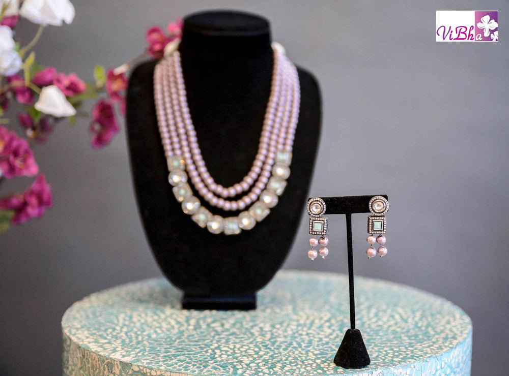 Accessories & Jewelry - Heavy Lavender Pearl And Antique Kundan Set