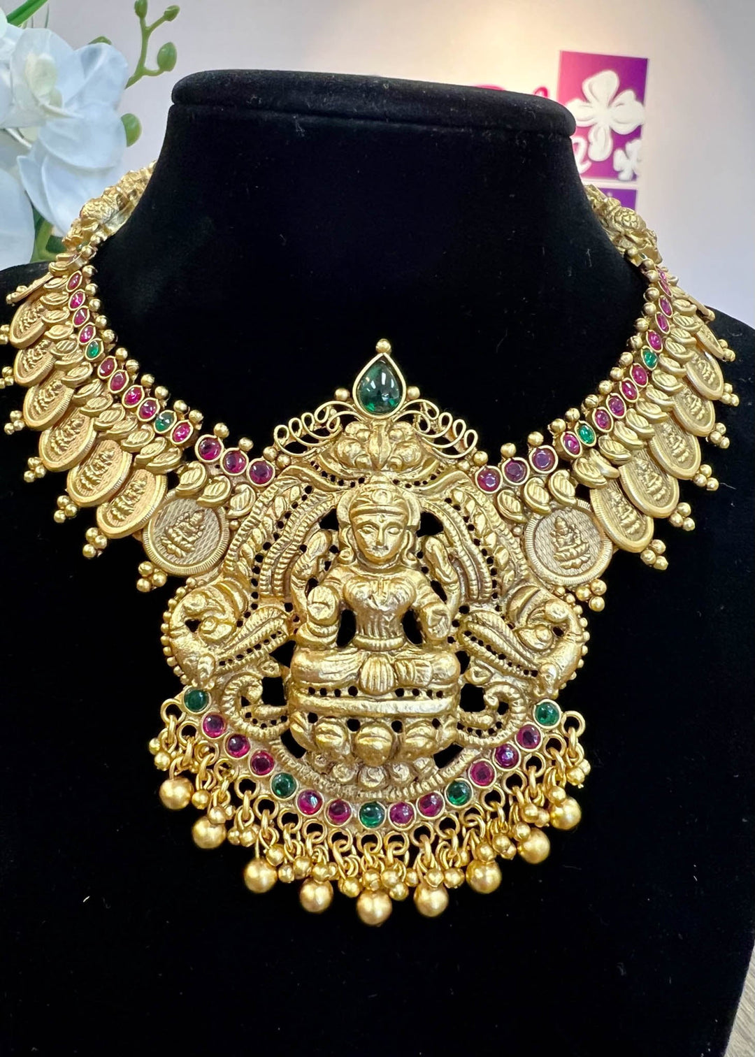 Accessories & Jewelry - Lakshmi Kasu Bridal Set