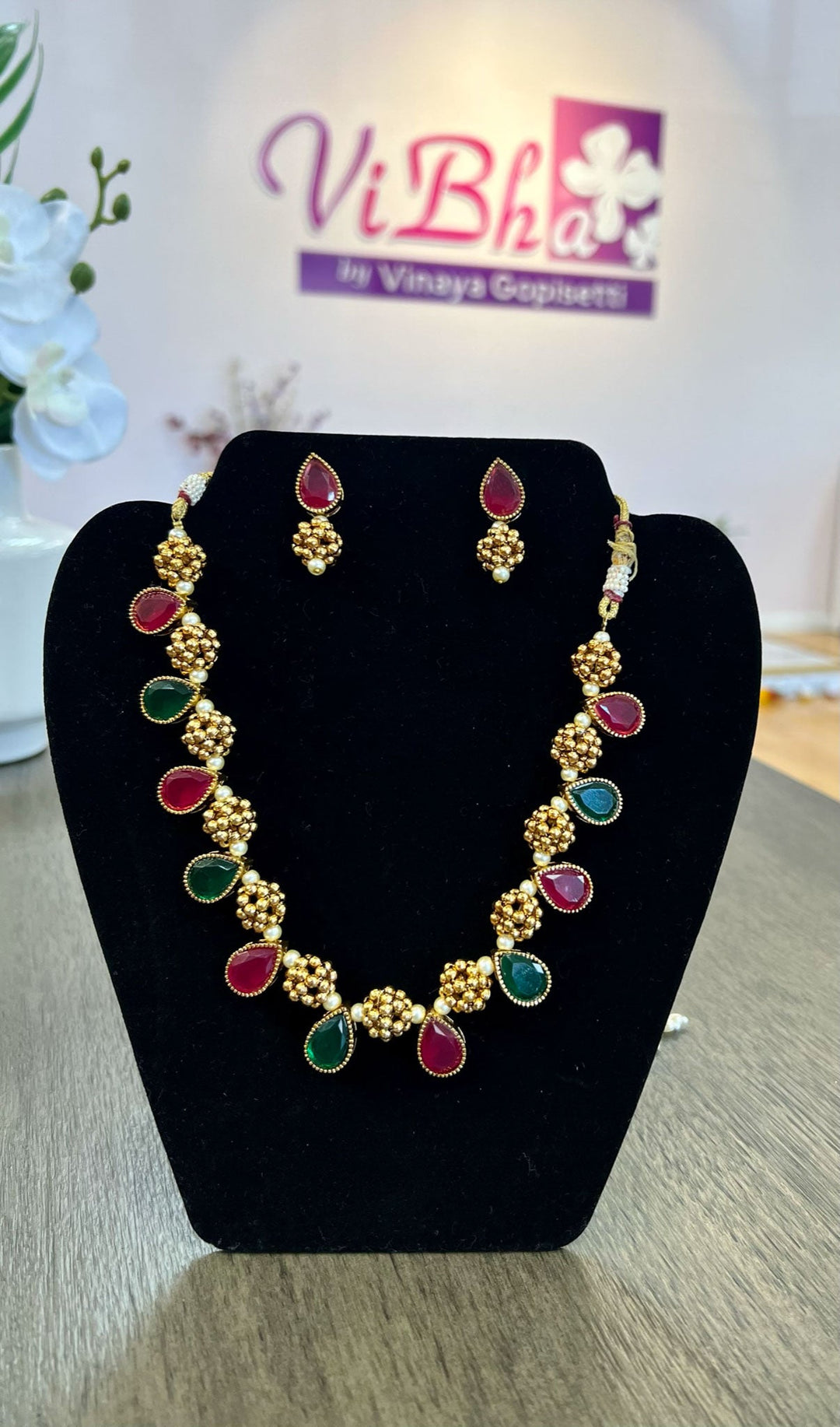 Accessories & Jewelry - Tear Drop Ruby & Emerald Set
