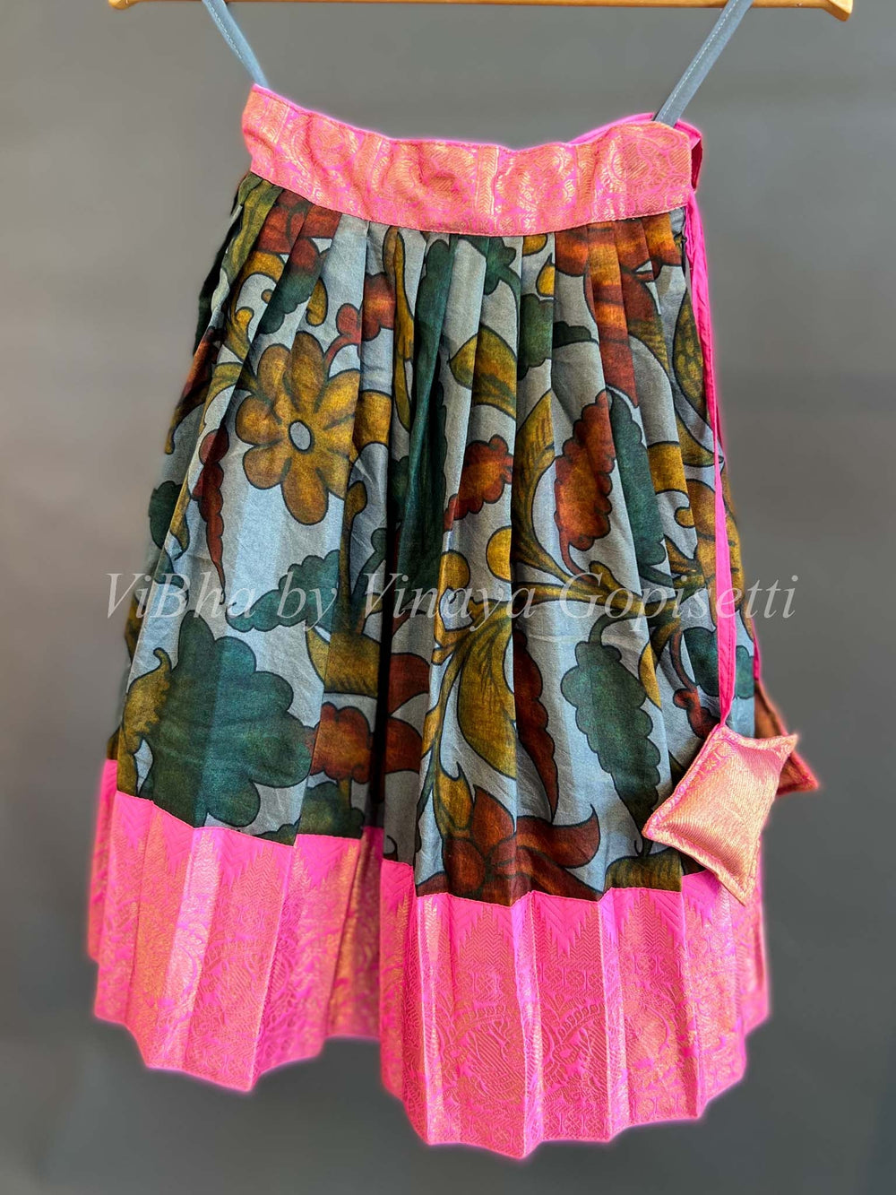 Kids Wear - Grey And Pink Kanchi Pen Kalamkari Skirt And Top