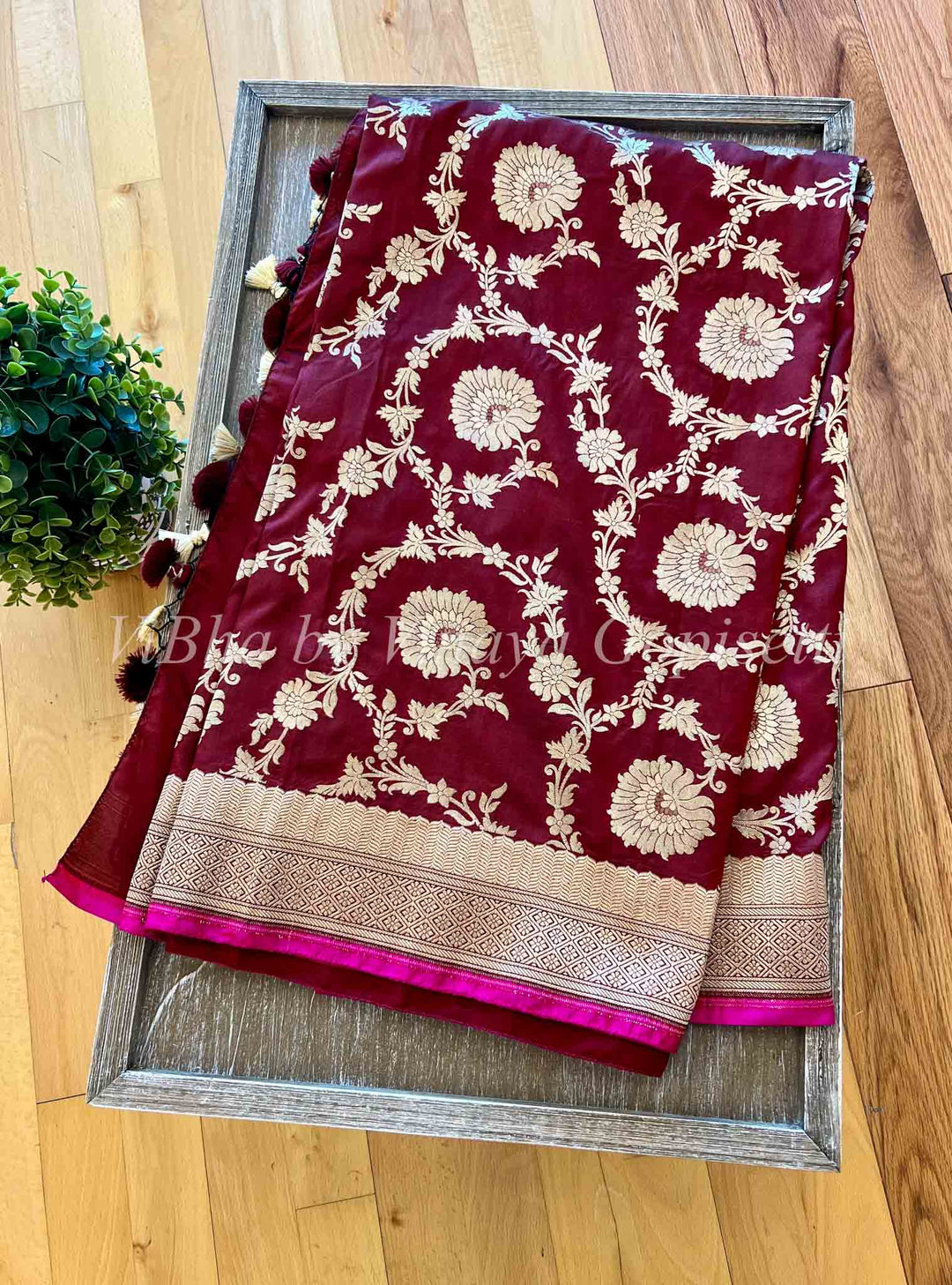Sarees - Maroon All Over Floral Jungla Weave Banarasi Saree