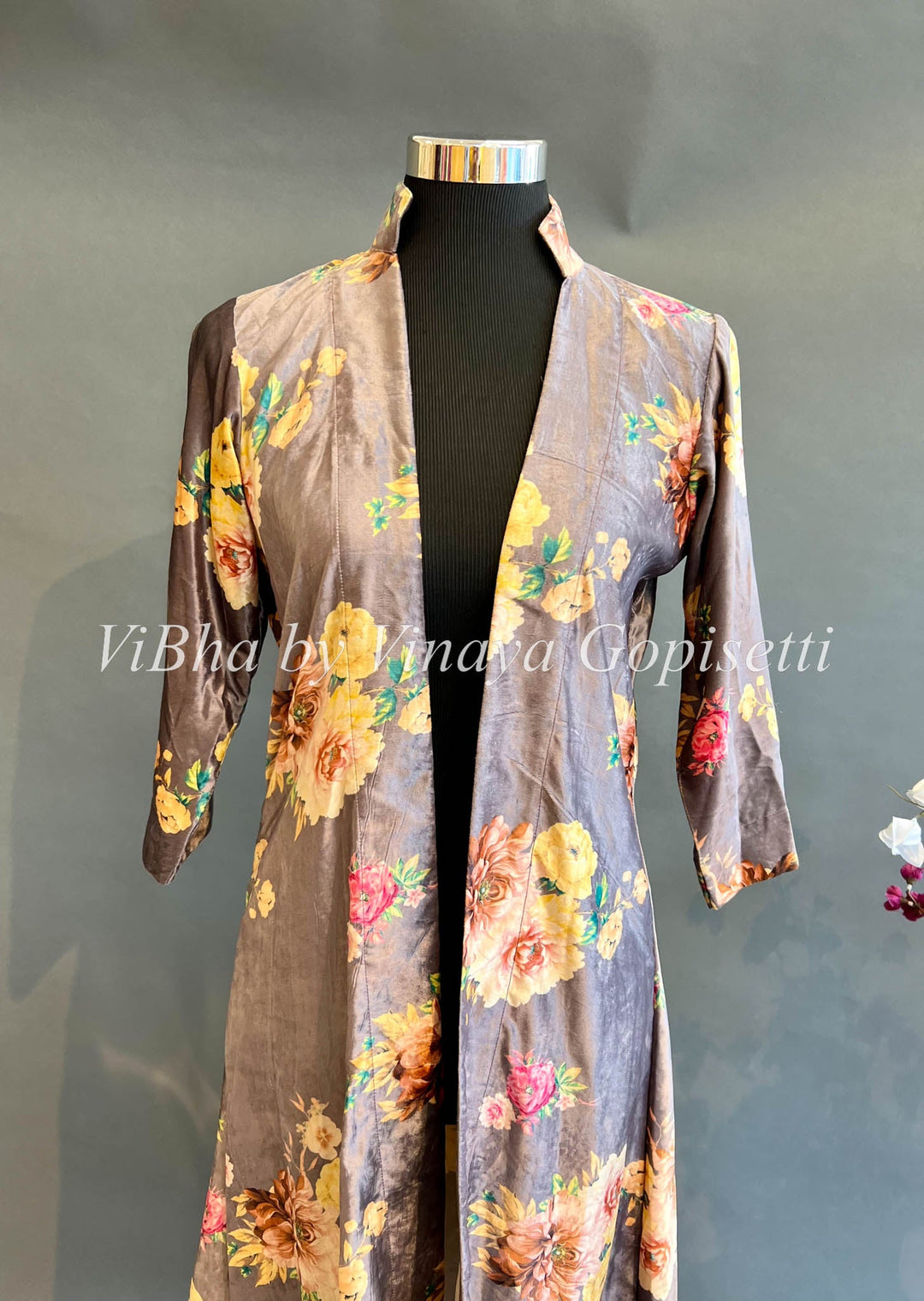 Womens Kurta - Grey Floral Velvet Cardigan
